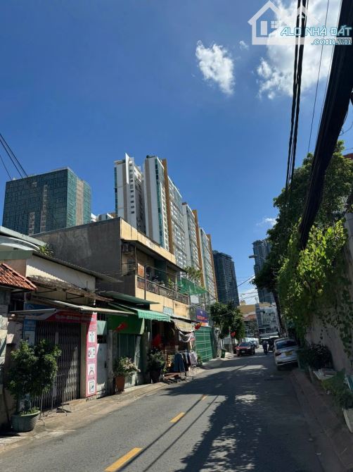 Bán nhà MT đường oto tránh sát ga Metro Quận 2 120m² ngang 4,5m chỉ 20,4 tỷ  Dòng tiền 250 - 1