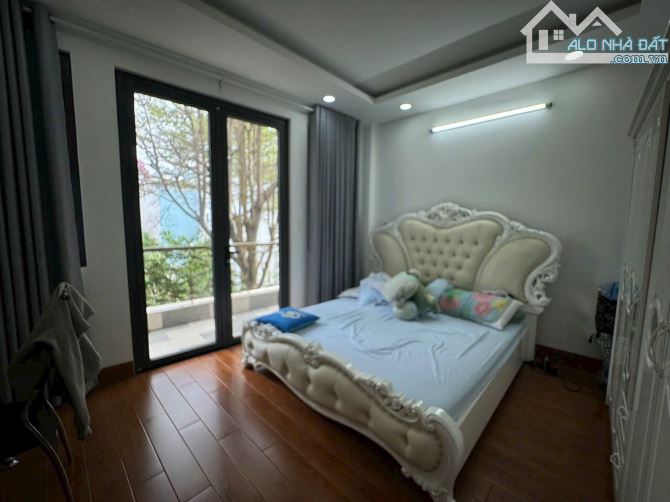 GẤP!BÁN GẤP NHÀ XUÂN THUỶ, QUẬN 2. GIÁ 5Tỷ780/70,2M2. ĐANG CHO THUÊ 29TRIỆU/TH. SỔ CẦM TAY - 1