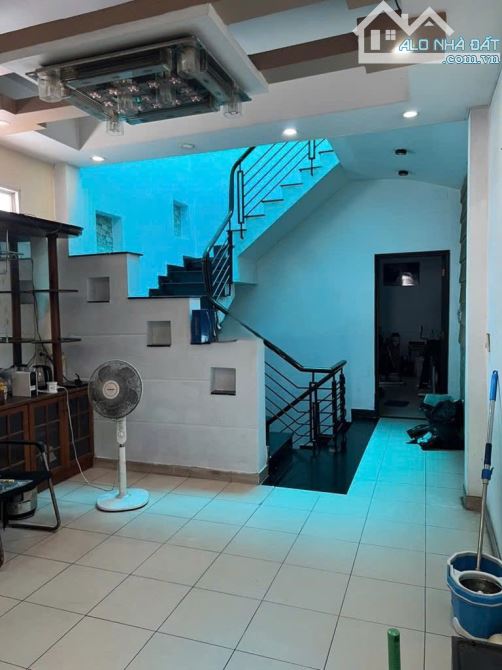 Nhà cho thuê mặt tiền đường Tân kỳ tân quý 4x26m 2L - 1