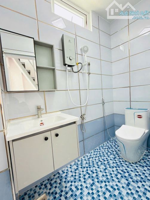 CHỈ 5,28 TỶ - NHÀ GÓC 2 MẶT HẺM NGUYỄN TRI PHƯƠNG QUẬN 10 – GIÁ TỐT KHÓ TÌM! - 1