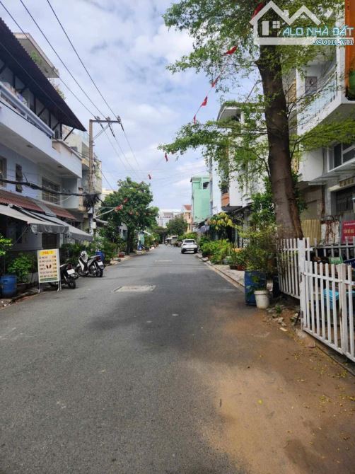 Bán nhà ( 4 X 16 ) hẻm nhựa 12m khu đồng bộ, 4 tầng còn mới chỉ 6,75 tỷ. - 1