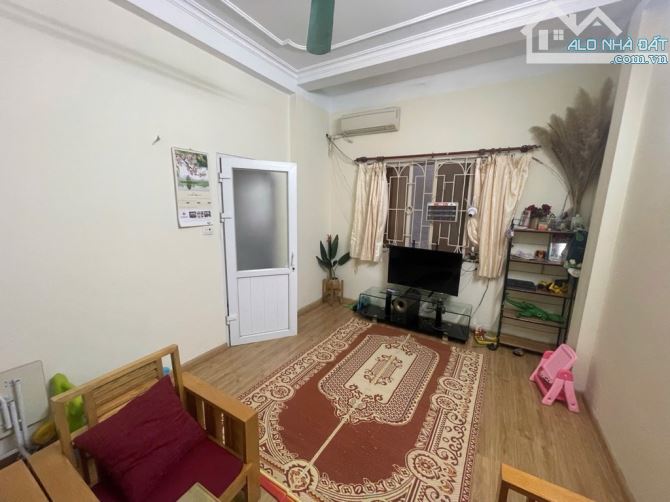 HIẾM CÓ KHÓ GẶP PHỐ LÊ TRỌNG TẤN-5M RA Ô TÔ TRÁNH-VÀI BƯỚC RA PHỐ LỚN-38M2-4 TẦNG-9,15 TỶ - 1