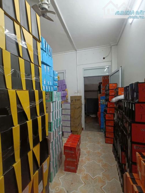 SIÊU PHẨM HÀNG ĐẬU- PHỐ CỔ VÍP 18M X 5 TẦNG KHUNG BÊ TÔNG NHỈNH 5 TỶ-- KHÔNG CÓ CĂN THỨ 2 - 1