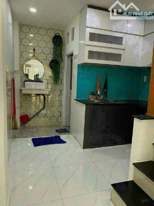 Bán nhà đẹp 3 tầng, Hẻm ba gác, 28m2, Đường số 2, P16, Gò Vấp, SHR, 3.85tỷ - 1