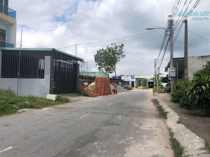 ĐẤT MẶT TIỀN DX008 – PHÚ MỸ DT: 6,3 x 22,3m (nở hậu 7,61m) – thổ cư 100m² - 1