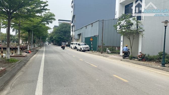 BÁN 83M ĐẤT PHÂN LÔ, Ô TÔ TRÁNH, KINH DOANH ĐỈNH CAO, HAI THOÁNG, KHU VIP THỊ TRẤN PHÙNG, - 1