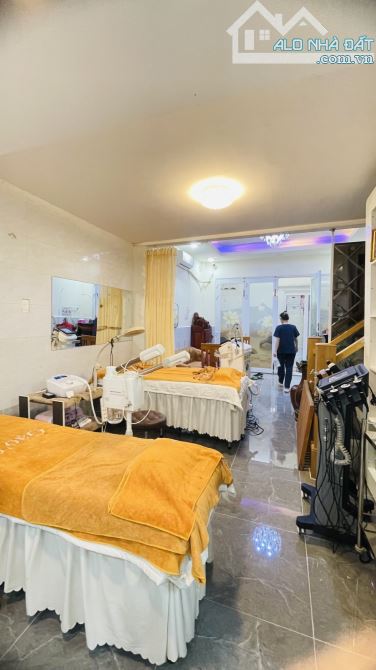 Bán nhà Thích Quảng Đức PN 41m2 2 tầng vuông vức 4,09 tỷ BL - 1
