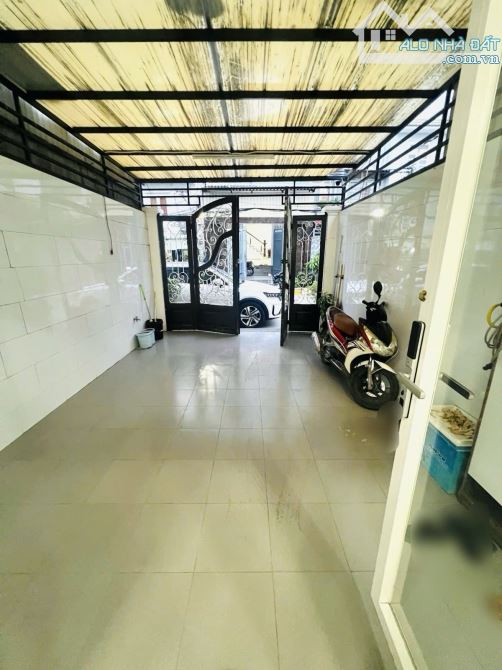 Q7 Ô TÔ NGỦ NHÀ 4x20M 4 TẦNG SỔ VUÔNG ĐẸP HOÀN CÔNG ĐỦ HÀNG XÓM PHÚ MỸ HƯNG 11.xT - 1