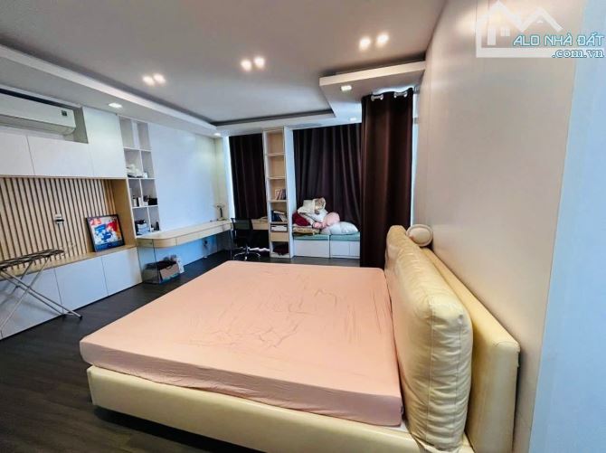 Mặt phố Trần Nguyên đán kĐT định công dt107m 5 tầng mt5m giá 34 tỷ siêu hiếm - 1