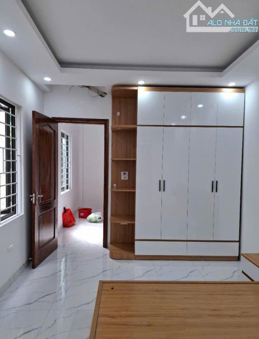 NHÀ ĐẸP Ở NGAY_QUYẾT THẮNG-YÊN NGHĨA_10M OTO ĐỖ_FULL ĐỒ_NHIỀU TIỆN ÍCH 38M2_5T_MT5,4_5,8TỶ - 1