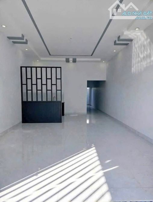 Bán nhà đang cho thuê 4tr / tháng đường Nguyễn Thị Lắng, Củ Chi, Sổ hồng, 800 Triệu - 1