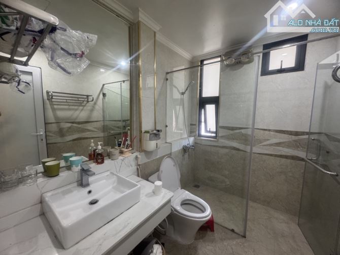 Bán nhà phân lô kinh doanh Nguyễn Chí Thanh vỉa hè ô tô tránh, 42m2, 5.2mMT, 16.6 tỷ - 1