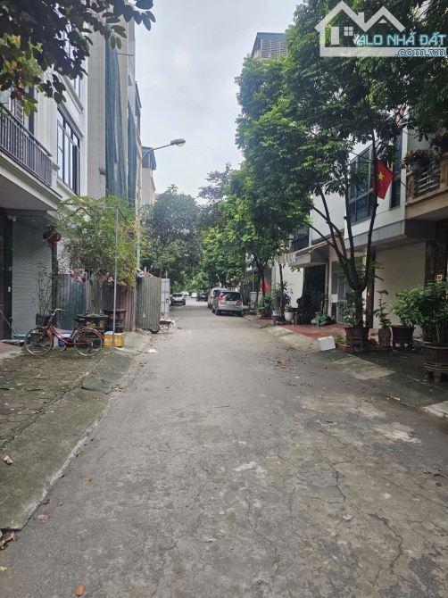 ĐÌA LÃO KIẾN HƯNG – LÔ ĐẤT ĐẸP, PHÂN LÔ OTO TRÁNH, VỈA HÈ RỘNG – DT 50M, GIÁ 12.5 TỶ - 1
