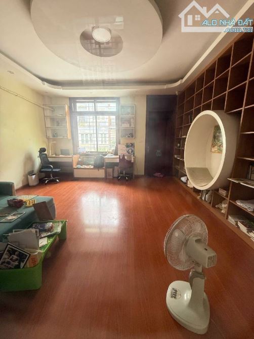 BÁN NHÀ LA KHÊ HÀ ĐÔNG_LÔ GÓC 3 MẶT THOÁNG_VIEW CHUNG CƯ_KINH DOANH ĐỈNH_DT:60M_GIÁ:14,5TỶ - 1