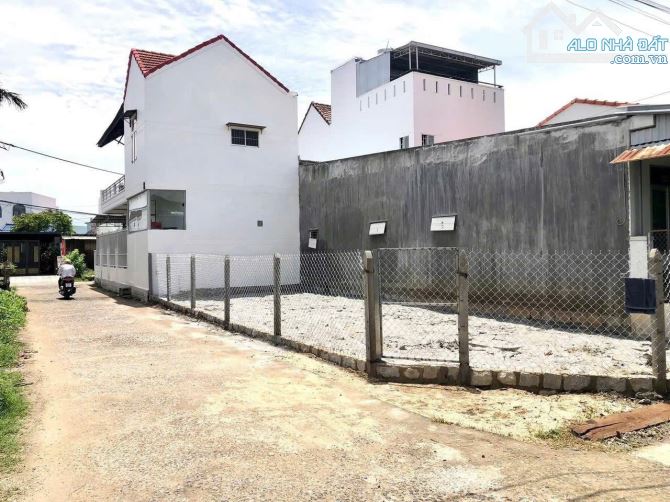LÔ GÓC ĐẸP TT DIÊN KHÁNH ĐƯỜNG Ô TÔ,SÁT KĐT NAM SÔNG CÁI, SỔ HỒNG , GẦN CHỢ, TRƯỜNG HỌC - 1