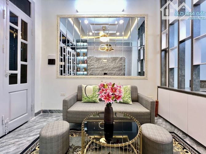 6.7 TỶ – TÂN KHAI 32m², 4 TẦNG – QUÁ NGON 6 NGỦ, NGÕ RỘNG, SỔ VUÔNG ĐẸP  Địa chỉ: Tân Khai - 1