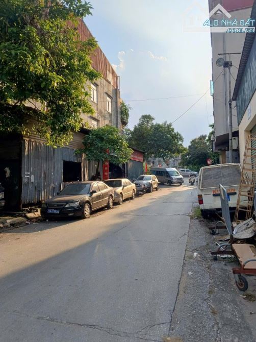 BÁN ĐẤT TẶNG NHÀ 4 TẦNG - PHỐ TÂY KẾT GẦN BẠCH ĐẰNG - Ô TÔ TẢI ĐỖ CƯẢ  - KHU VỰC HIẾM NHÀ - 1