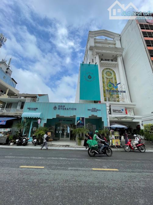 Giá tiền bán 230 tỷ giảm về 180 tỷ. Quỹ đất lớn giá rẻ Quận 1 - 1