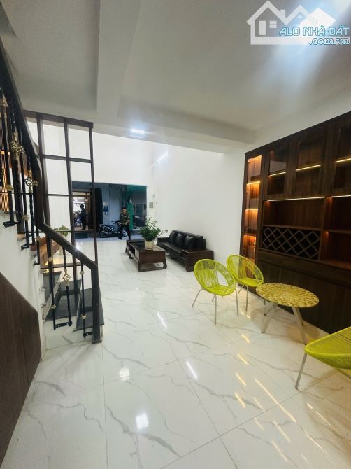BÁN NHÀ NGUYỄN VĂN LỘC_HÀ ĐÔNG_PHÂN LÔ KINH DOANH_TẶNG 100% NỘI THẤT _DT:40M2_GIÁ :12 TỶ - 1
