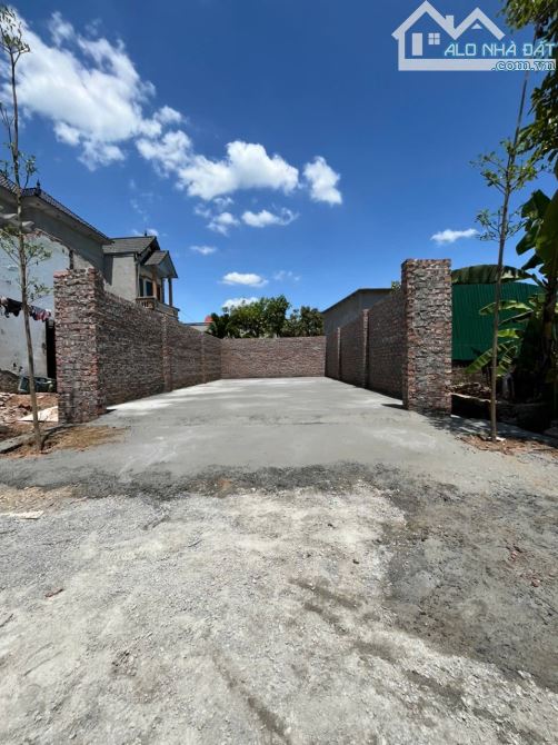 Cần bán nhanh trong tuần lô đất 50 m 😢 chúc sơnphường Chương Mỹ đường ôtô thông - 1