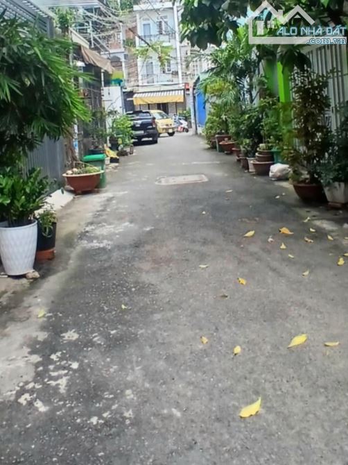 NGUYỄN ẢNH THỦ ĐƯỜNG NHỰA 5M 😍 VỊ TRÍ ĐẸP 😍 NHÀ NGANG 5M THÔNG SỐ VÀNG 😍 SỔ VUÔNG A4 - 1