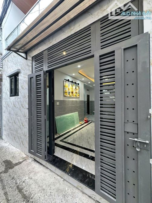 BÁN NHÀ MỚI ĐẸP HẺM HOÀI THANH, P. PHÚ ĐỊNH. NHÀ NỞ HẬU, GẦN CHỢ BÌNH ĐÔNG - 48.2M2 - 1