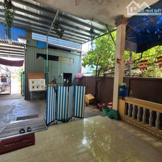 MẶT TIỀN MỄ CỐC PHƯỜNG 15 QUẬN 8 - 245M2 - 7,5X34 - CHÍNH CHỦ LÂU ĐỜI GIÁ 10,5TỶ TL - 1
