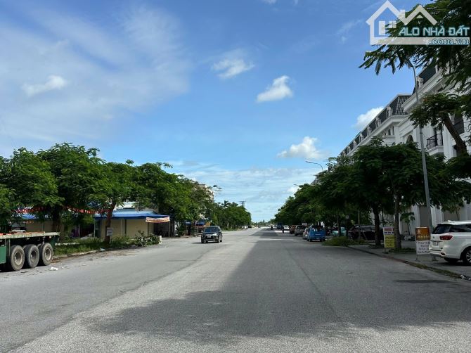 Đất mặt đường Khúc Thừa Dụ - tuyến 2 Thiên Lôi - Bùi Viện, gần Aeon Mall, diện tích 200m2 - 1