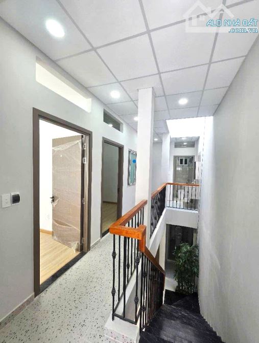 Bán Nhà Gần Kinh Dương Vương,P.An Lạc,Hẻm ÔTÔ Đỗ Cửa,Nhà Đẹp Ở Ngay,5.5x12,Giá 5.1 Tỷ(BT11 - 1