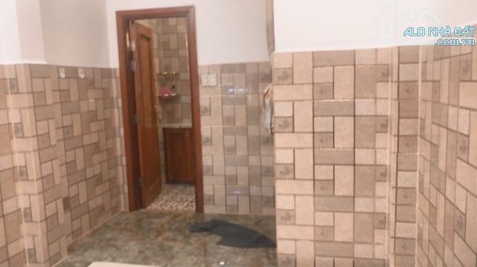 QUẬN 8 KHÔNG QUY HOẠCH 3.5 TẦNG SỔ ĐANG VAY - NỘI THẤT ĐẸP- CHÂN DÀI- ĐÍT BỰ PHONG THỦY TỐ - 1