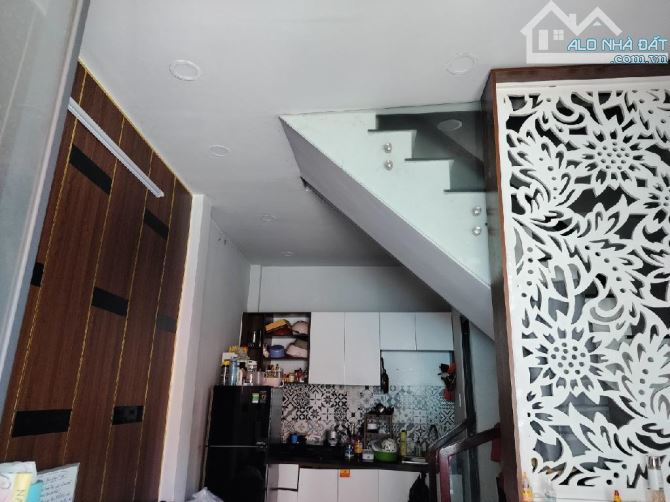 Bán nhà hẻm Nguyễn văn quỳ P Tân Thuận Đông Quận 7. 24m2 - 1
