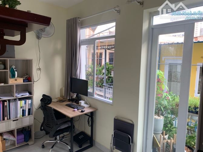 Bán nhà mặt tiền đường số 14 P Tân Kiểng Quận 7. 22m2 - 1