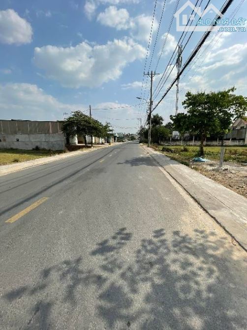 🔥 Lô Đất đẹp Xuân Thới Thượng 1 Hóc Môn.Đuong nhựa 8m.Dt:160m2 10m*16m full thổ-Chỉ 5,8Tỷ - 1