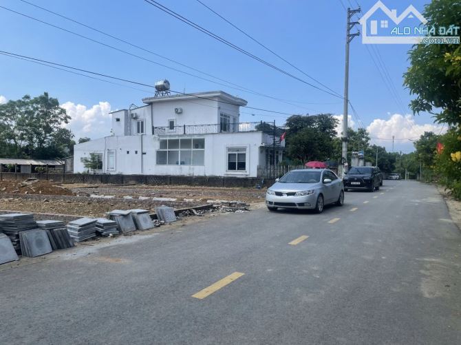 Bán đất trục chính đường đồng trạng,xã đoài phương. Giá chỉ từ 3ti - 1