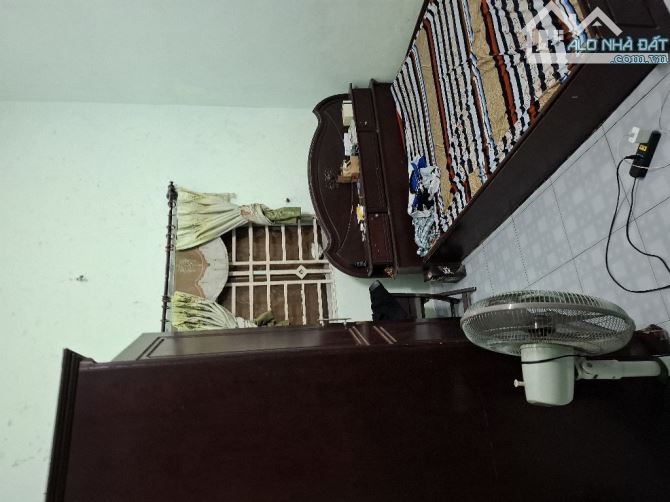 GẤP BÁN NHÀ 2 TẦNG KIÊN CỐ- NỘI THẤT GỖ LIM- MẶT TIỀN BÙI CHÁT, LIÊN CHIỂU. - 1
