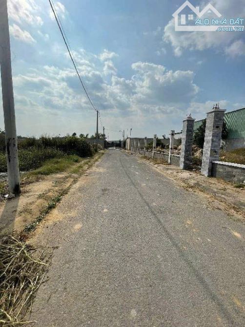 Bà Điểm(XTT-HM) bán đất mt XTT 1 (10 x 16) thông Nguyễn Văn Bứa và P. Văn Hớn giá 6,8tỷ. - 1