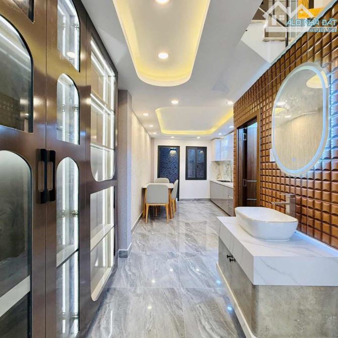 NHÀ ĐẸP 4 LẦU HXH PHẠM VĂN CHIÊU, P.14, GÒ VẤP, 4PN, DTSD 130M2, GIÁ 6,1 TỶ TL - 1