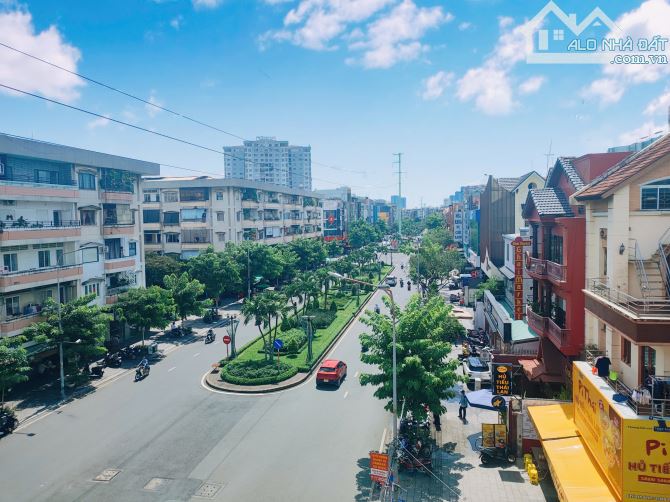 Cho thuê góc 2 mặt tiền Phan Xích Long - 1