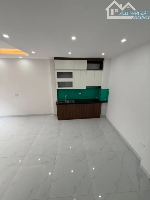 🏠🏠NHÀ ĐẸP Ở LUÔN - ĐẠI MẠCH - ĐÔNG ANH - 3 TẦNG!  MỚI KÍNH KONG- Ô TÔ ĐỖ CỬA - GIÁ CHỈ N - 1