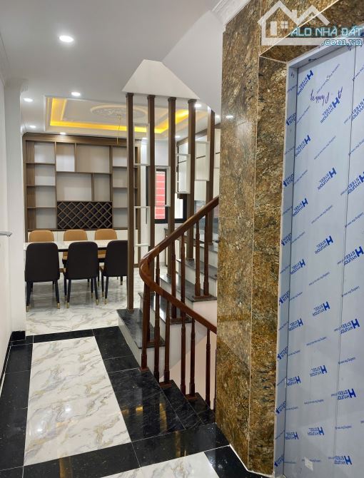 Bán nhà Thạch Bàn, Long Biên 48m2, 6 tầng, thang máy, 8.5 tỷ - 1
