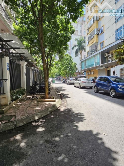 ❤️CHO THUÊ NHÀ KĐT Mễ Trì Thượng, DT120m, 4 tầng, căn góc MT10m, THÔNG SÀN, THANG MÁY, 60t - 1