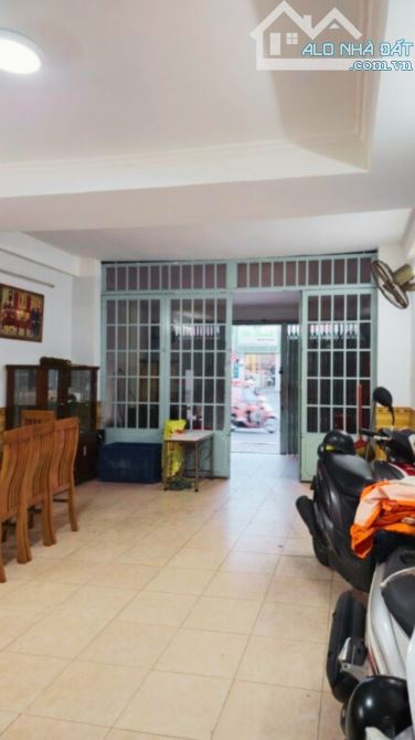 🏠 BÁN NHÀ MẶT TIỀN DƯƠNG BÁ TRẠC, Q.8 - DIỆN TÍCH LỚN, VỊ TRÍ VÀNG - 17.X TỶ. - 1