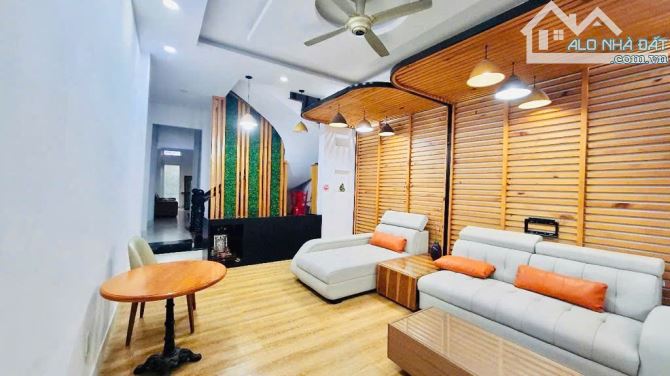 Bán siêu phầm nhà 4 tầng 72m2 (4m x 18m) - Hẻm xe hơi 6m - Ngay công viên Tầm Vu P.26 - 1