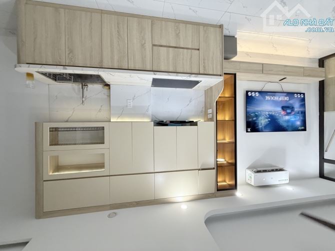 BÁN NHÀ BÁT KHỐI – NHÀ ĐẸP DÂN XÂY – NỘI THẤT CAO CẤP – GẦN VINHOMES & ECOPARK - 1