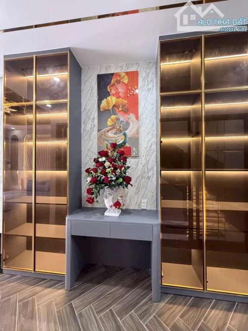 Nhà Phố Hiện Đại, Khu cao cấp, nội thất cao cấp, nhà mới đầy đủ công năng - 13