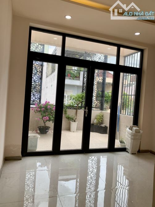 NHÀ Q8 P4 - 3.95 x 16.2 - 3 TẦNG ĐÚC THẬT - HẺM 4M XE HƠI ĐỖ CỬA - 3P RA PARC MALL. - 13
