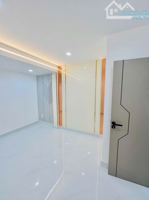 NHÀ MỚI  NGANG 3 DÀI 10 4T  CÓ 4 TỎI Q4 Sát mặt tiền - 14