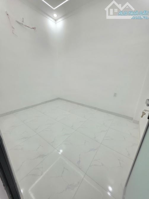 Bán nhà mới 1T1L 3.8x15m, hẻm Bình Chuẩn 20 p. Bình Chuẩn - 15