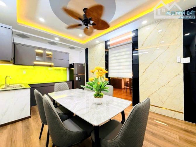 Bán Nhà Gò Vấp, Hẻm Xe Tải, Gần Siêu Thị Emart, Lô Góc, 50m2, Full Nội Thất - 16