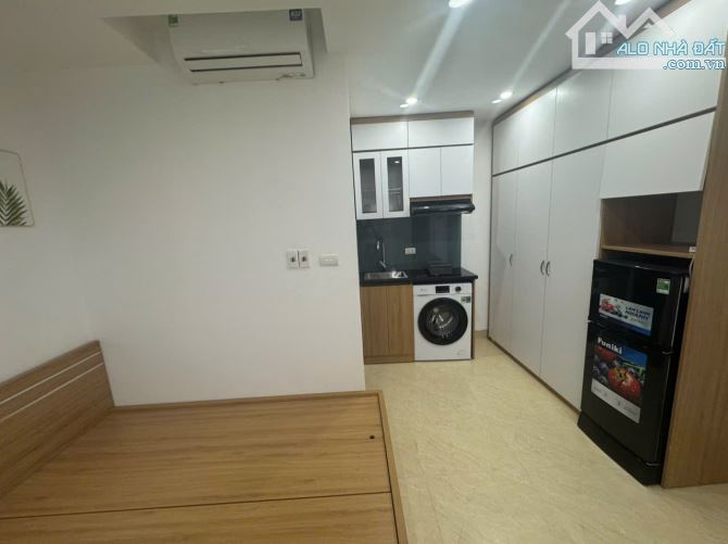 Cho Thuê CCMN 1194 Chùa Láng Đống Đa 30m2 Studio Ban Công Giặt Riêng Thang Máy Ô Tô Đỗ Cửa - 16